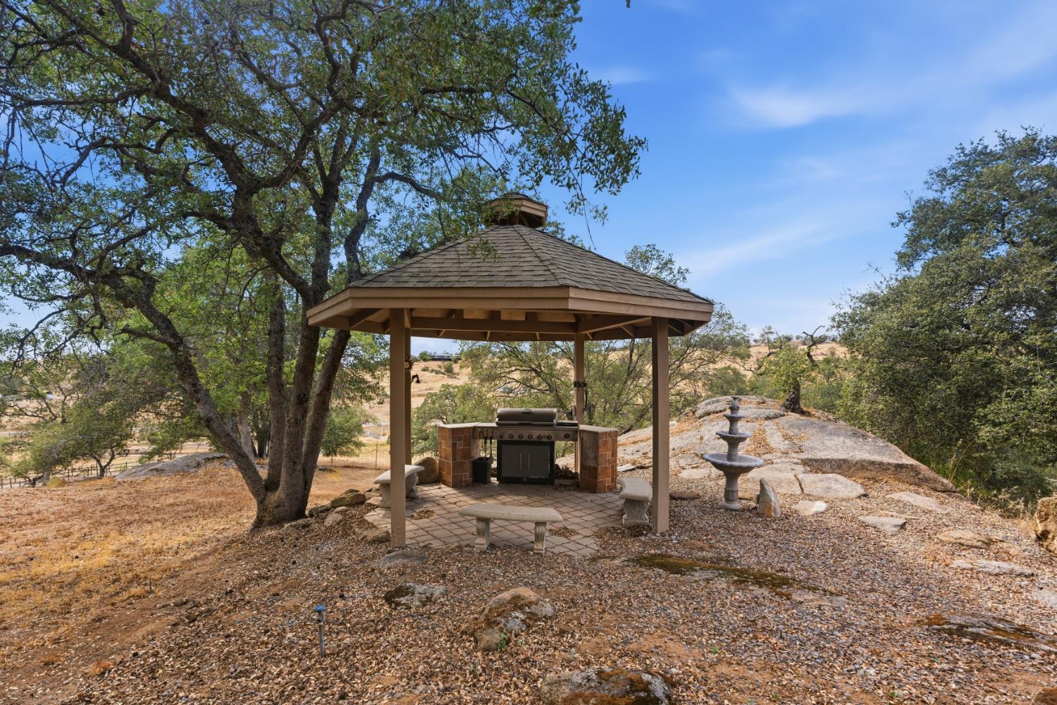 33099 Road 800, Raymond, CA 93653