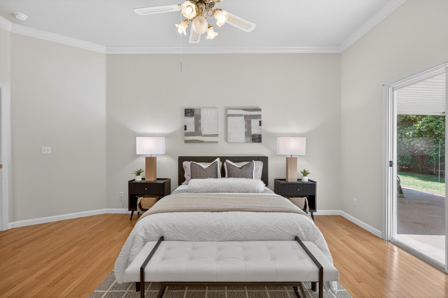 2554 Twain Ave, Clovis, CA 93611