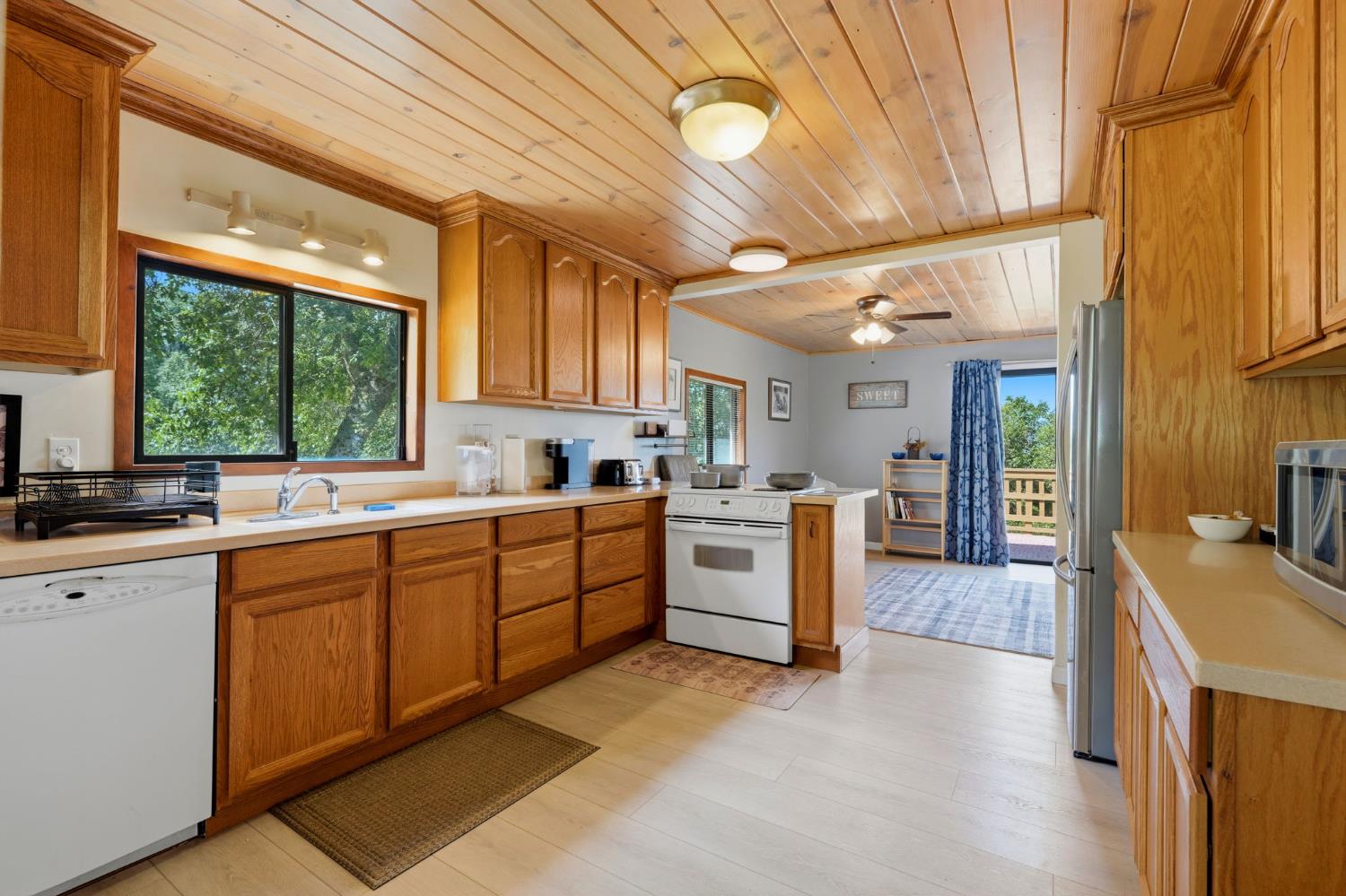 53237 Hogback Rd, Miramonte, CA 93641