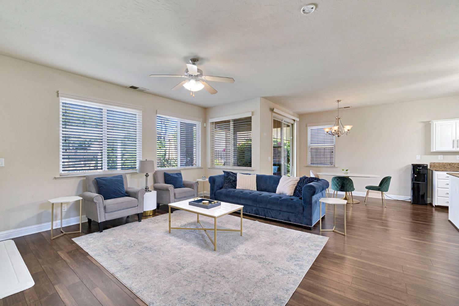 5883 N Leafwood Ave, Fresno, CA 93723