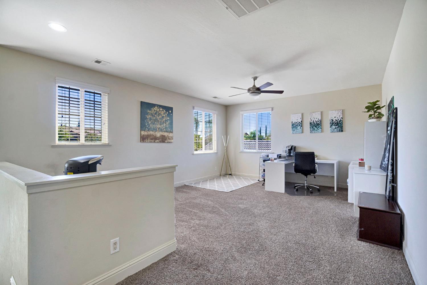 5883 N Leafwood Ave, Fresno, CA 93723