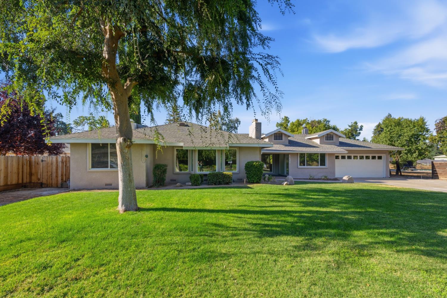 5421 E Liberty Ave, Fresno, CA 93727