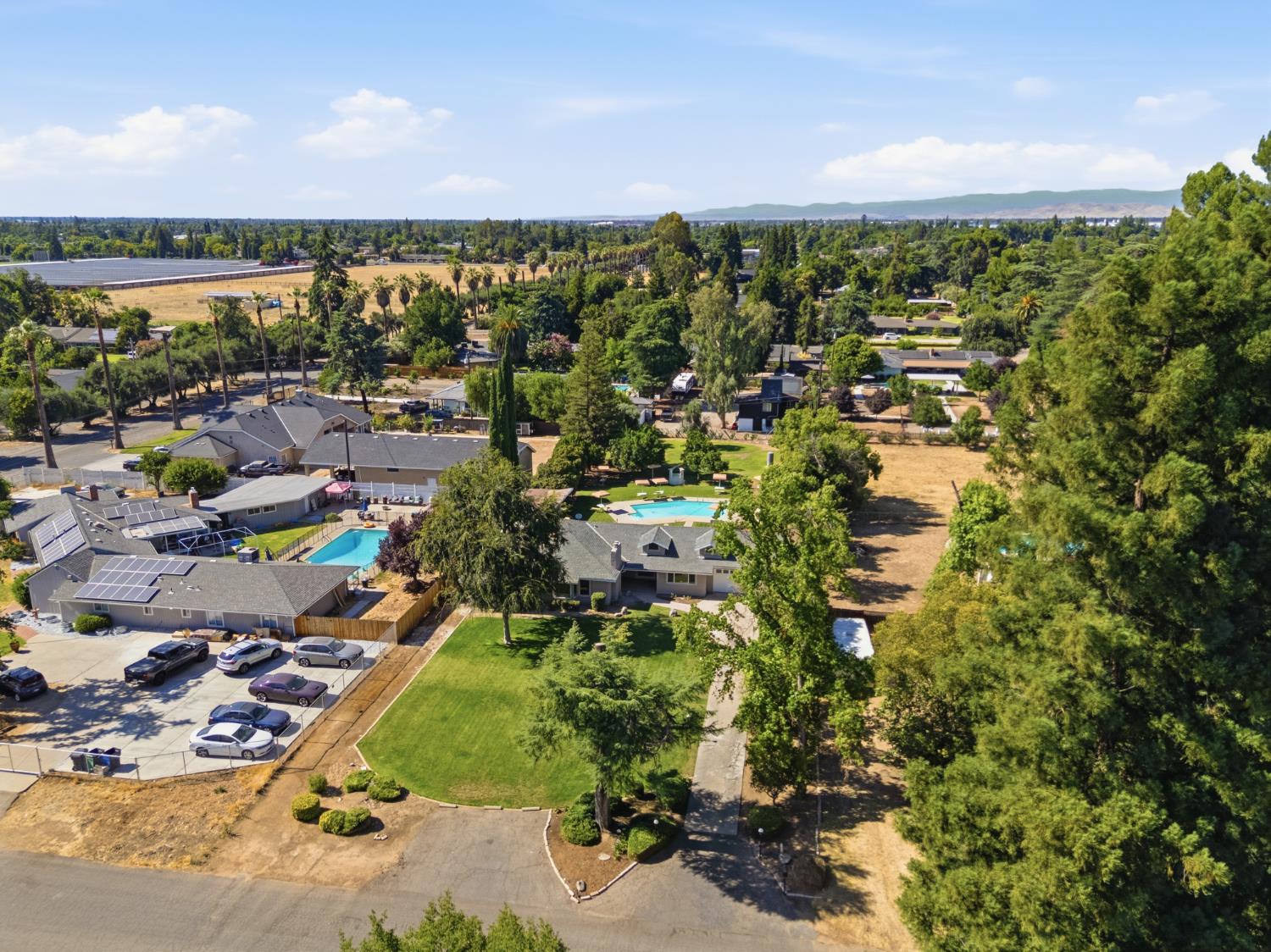 5421 E Liberty Ave, Fresno, CA 93727