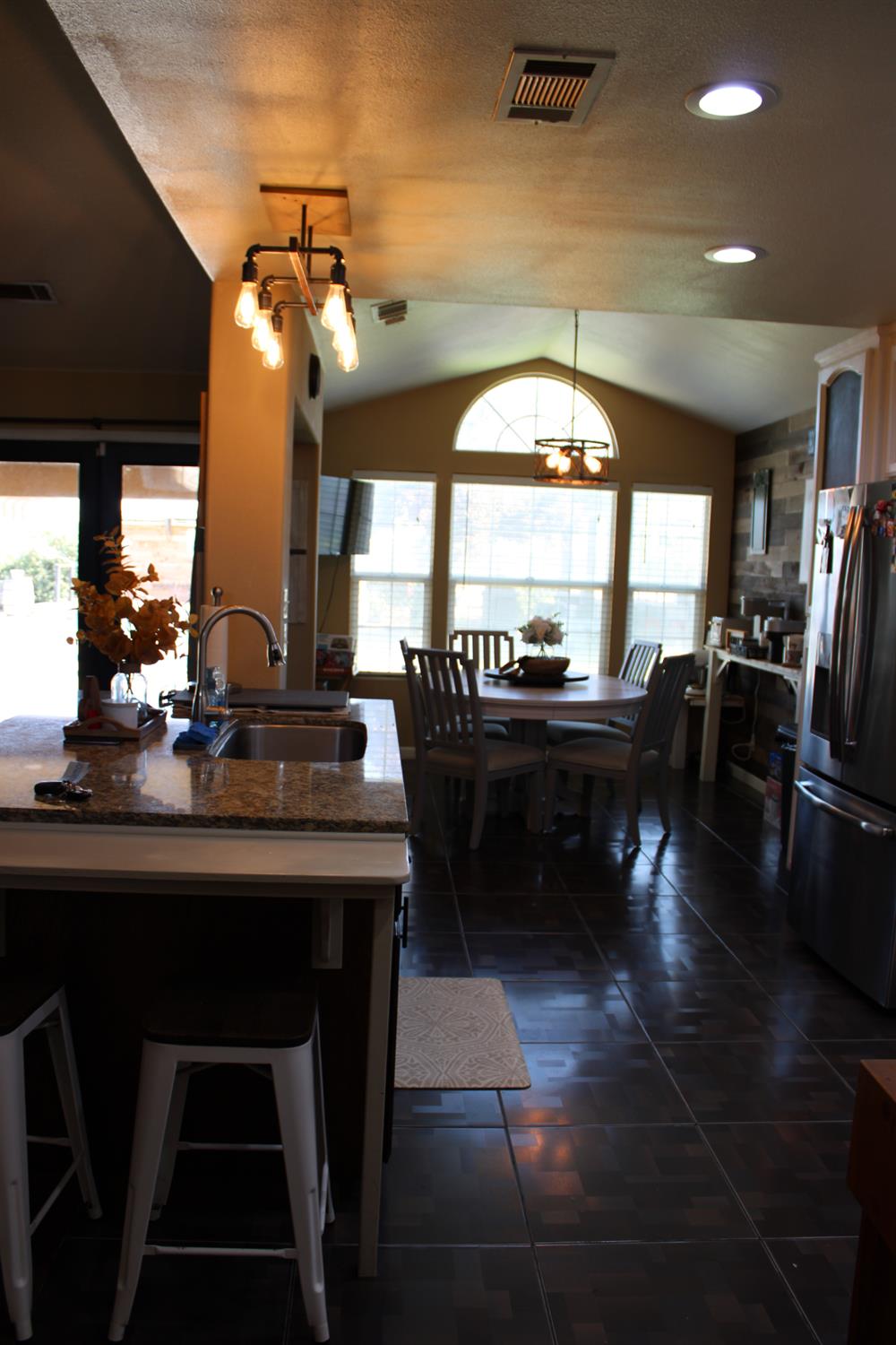 29146 Avenue 16 1/4, Madera, CA 93636