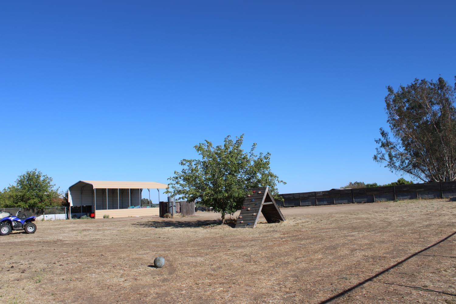 29146 Avenue 16 1/4, Madera, CA 93636