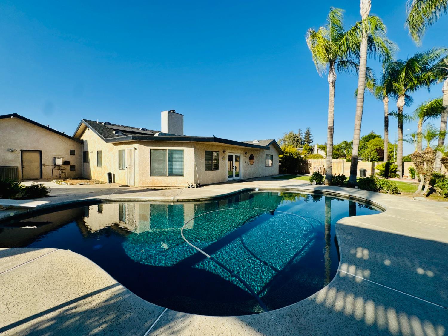 13901 Laverton Ave, Bakersfield, CA 93314