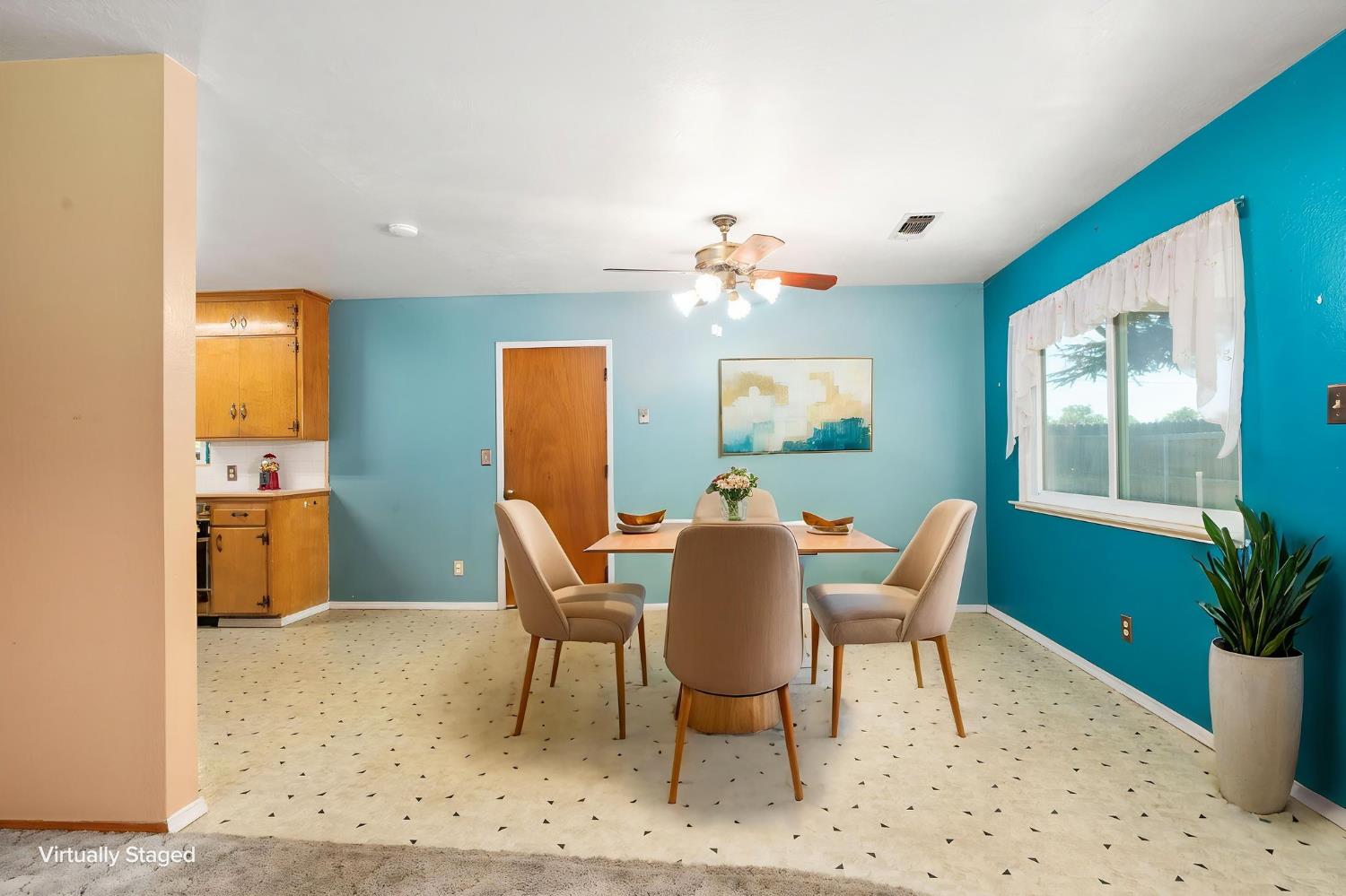 9075 S Mccall Ave, Selma, CA 93662