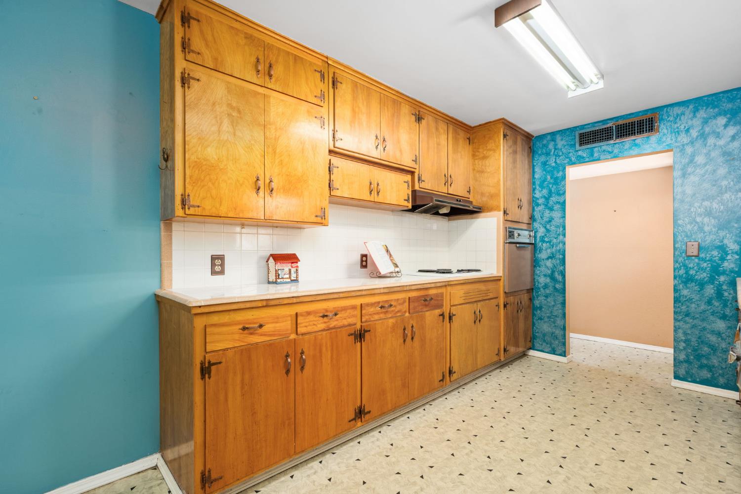 9075 S Mccall Ave, Selma, CA 93662