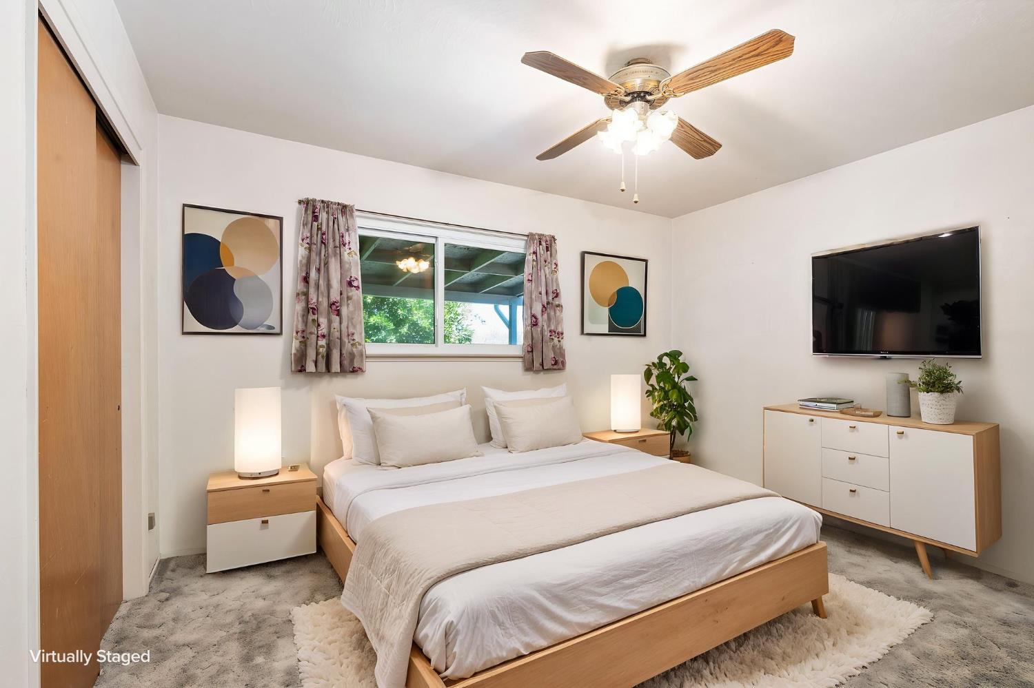 9075 S Mccall Ave, Selma, CA 93662