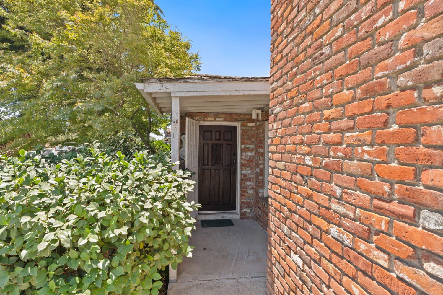9075 S Mccall Ave, Selma, CA 93662