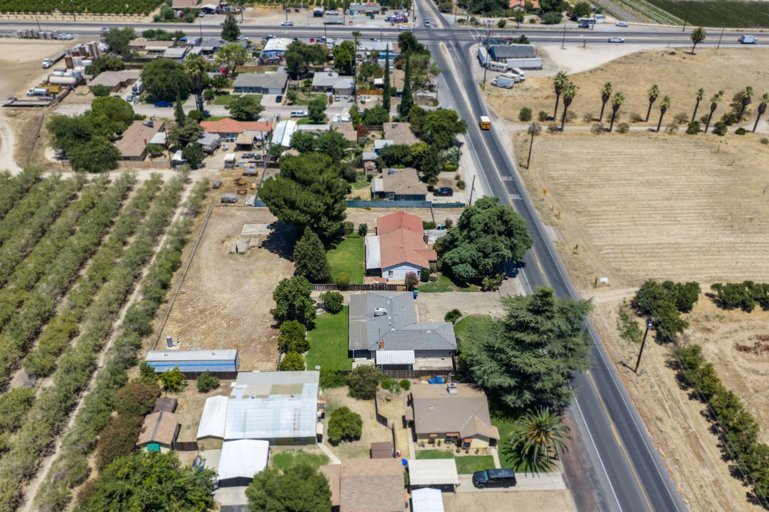 9075 S Mccall Ave, Selma, CA 93662