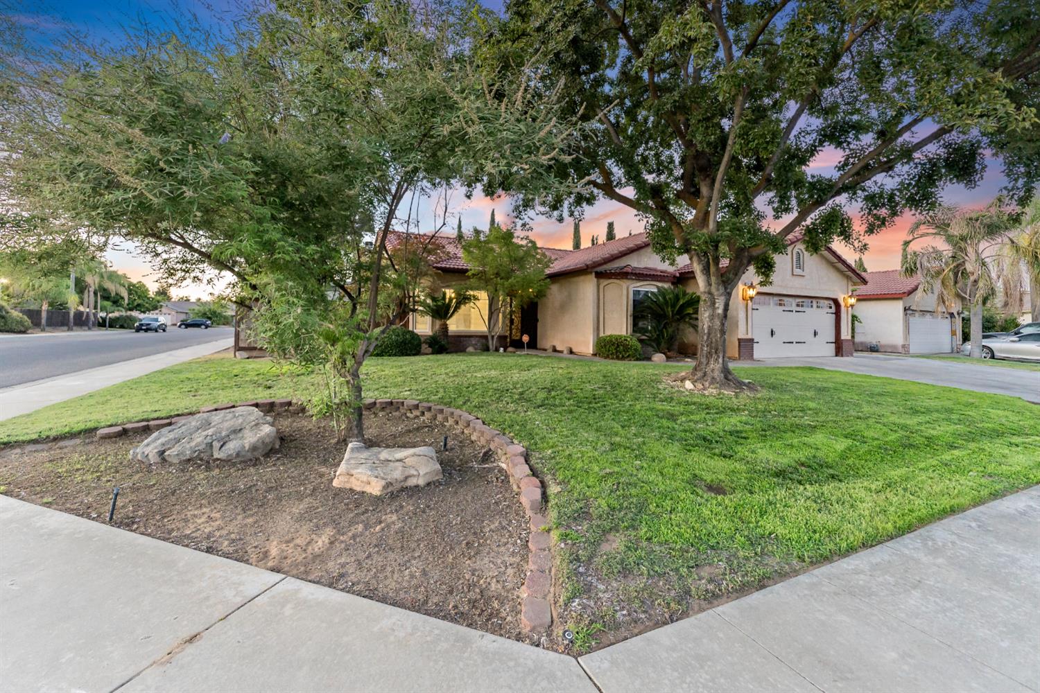 2670 Hicks St, Selma, CA 93662