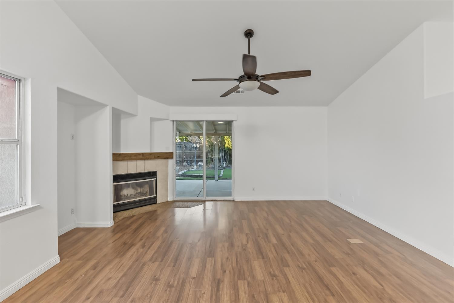 2670 Hicks St, Selma, CA 93662