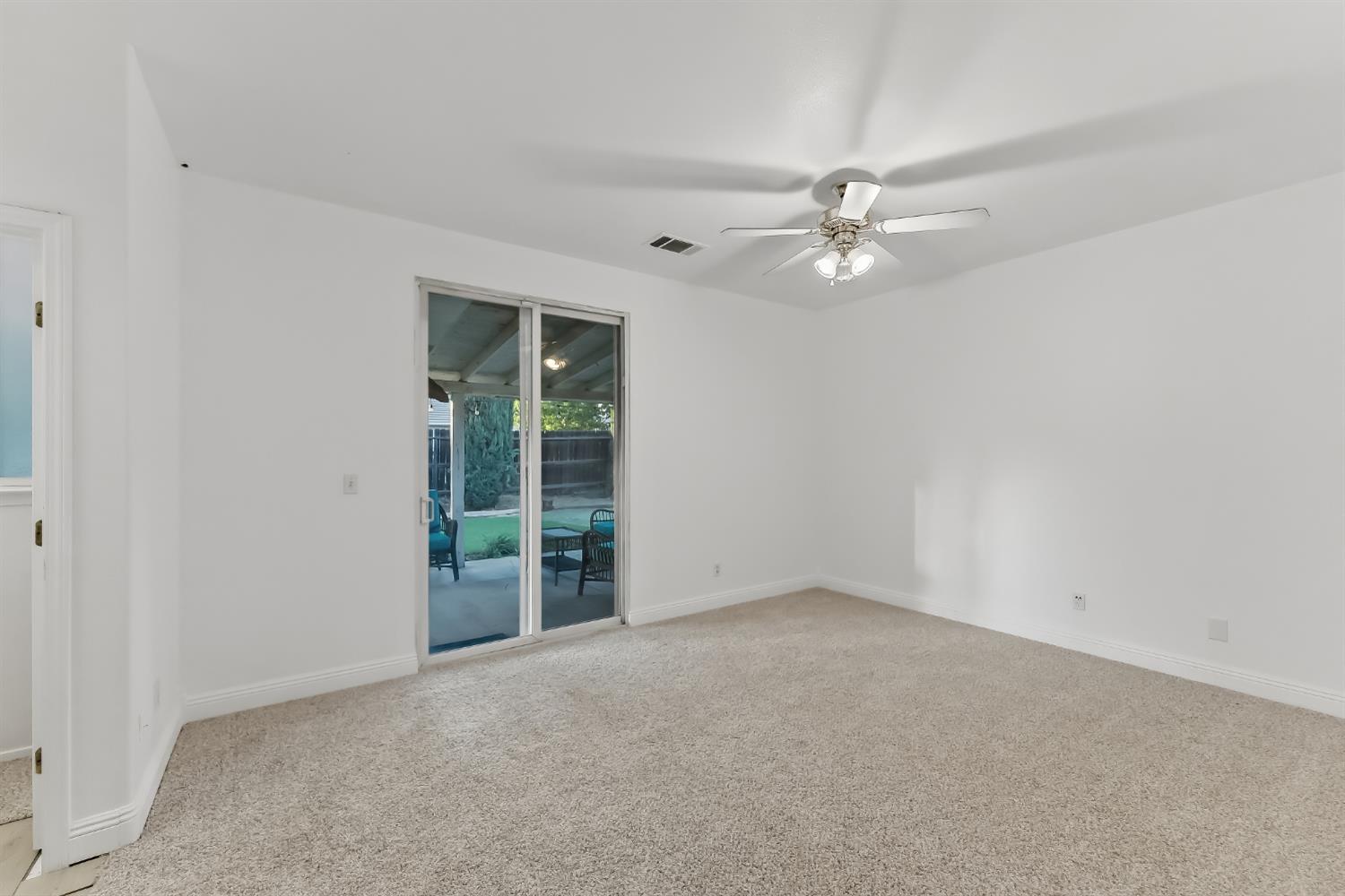 2670 Hicks St, Selma, CA 93662