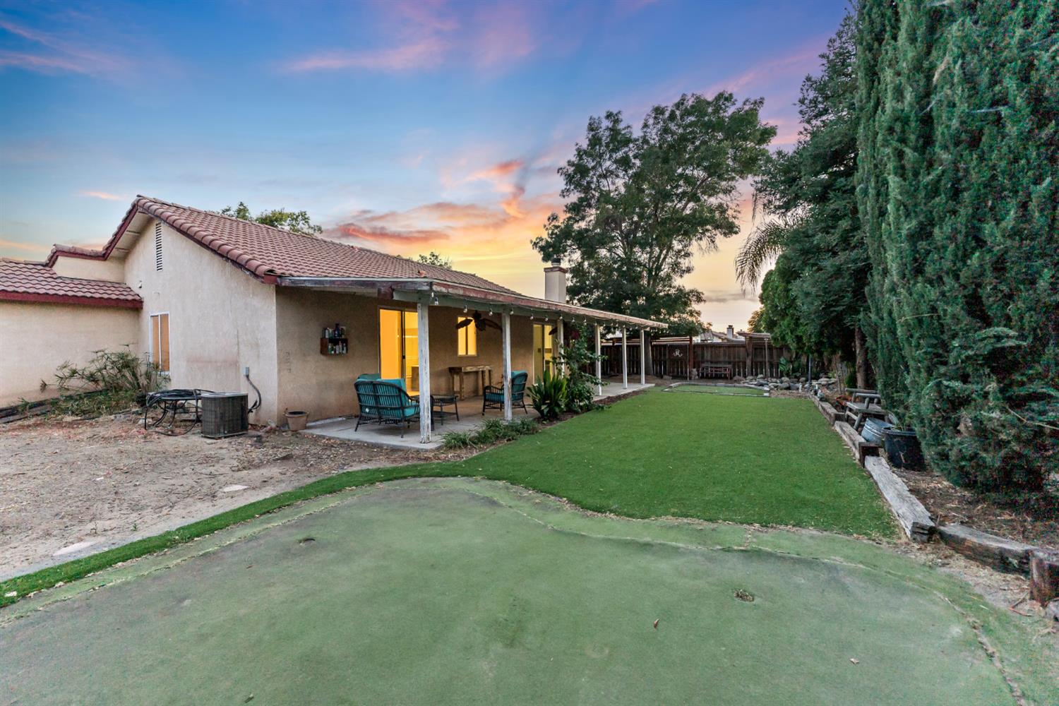 2670 Hicks St, Selma, CA 93662