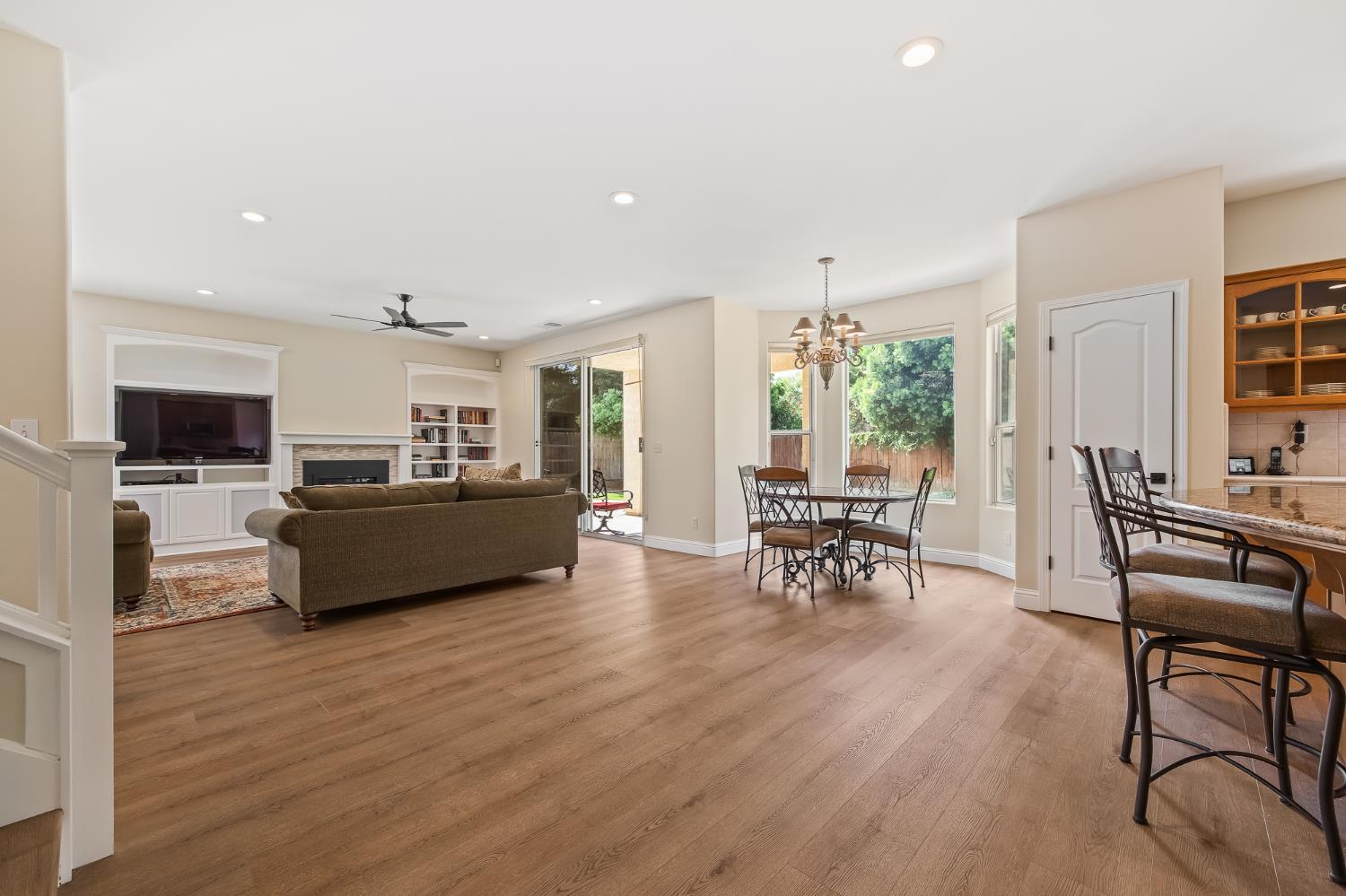 2658 Purvis Ave, Clovis, CA 93611