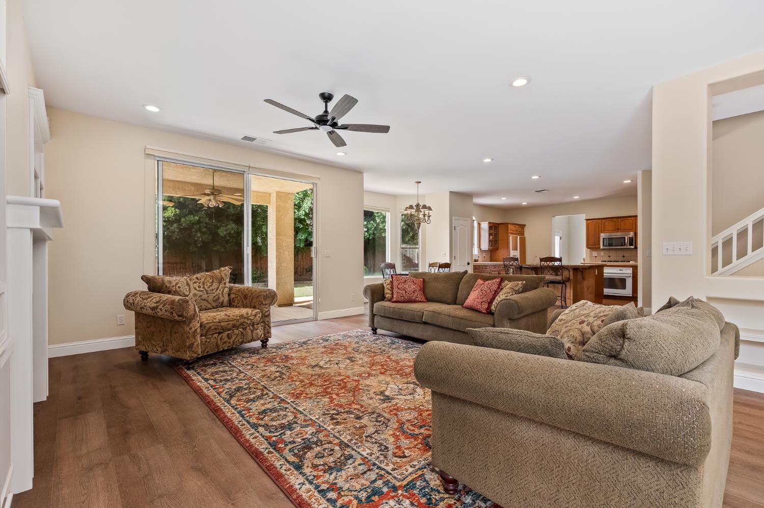 2658 Purvis Ave, Clovis, CA 93611