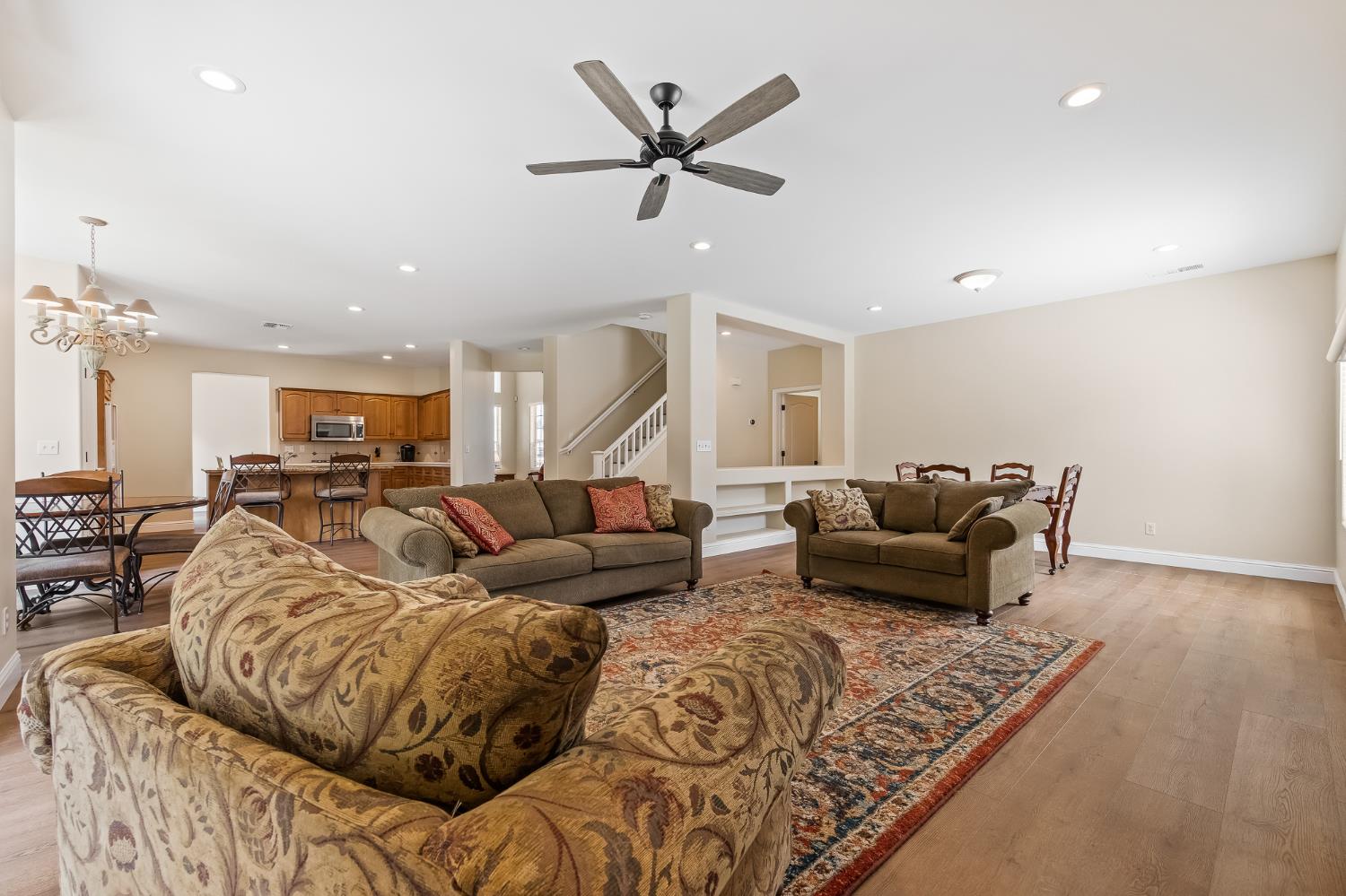 2658 Purvis Ave, Clovis, CA 93611