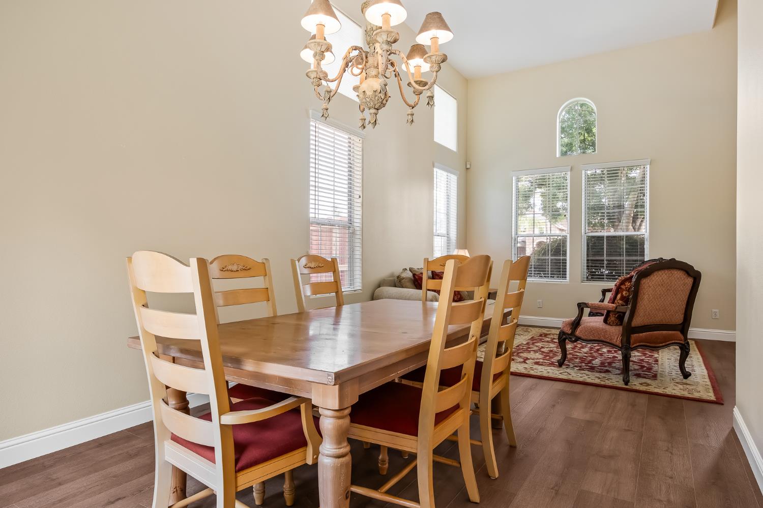 2658 Purvis Ave, Clovis, CA 93611