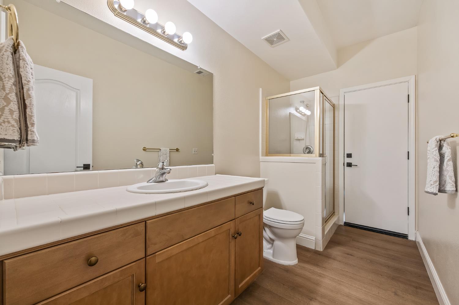2658 Purvis Ave, Clovis, CA 93611