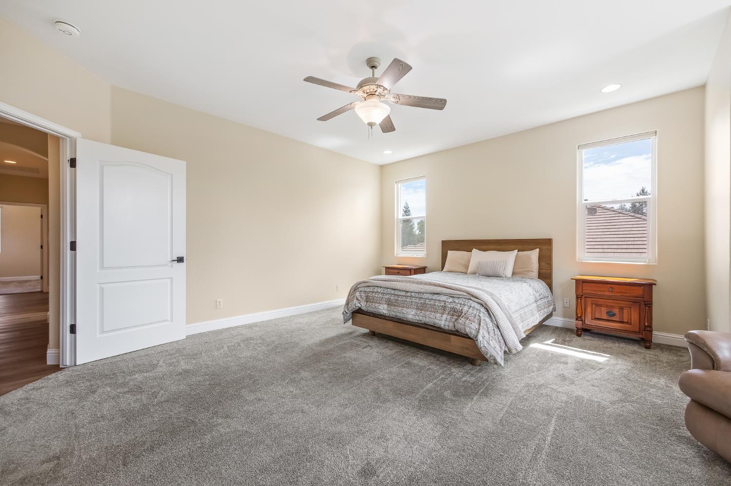 2658 Purvis Ave, Clovis, CA 93611