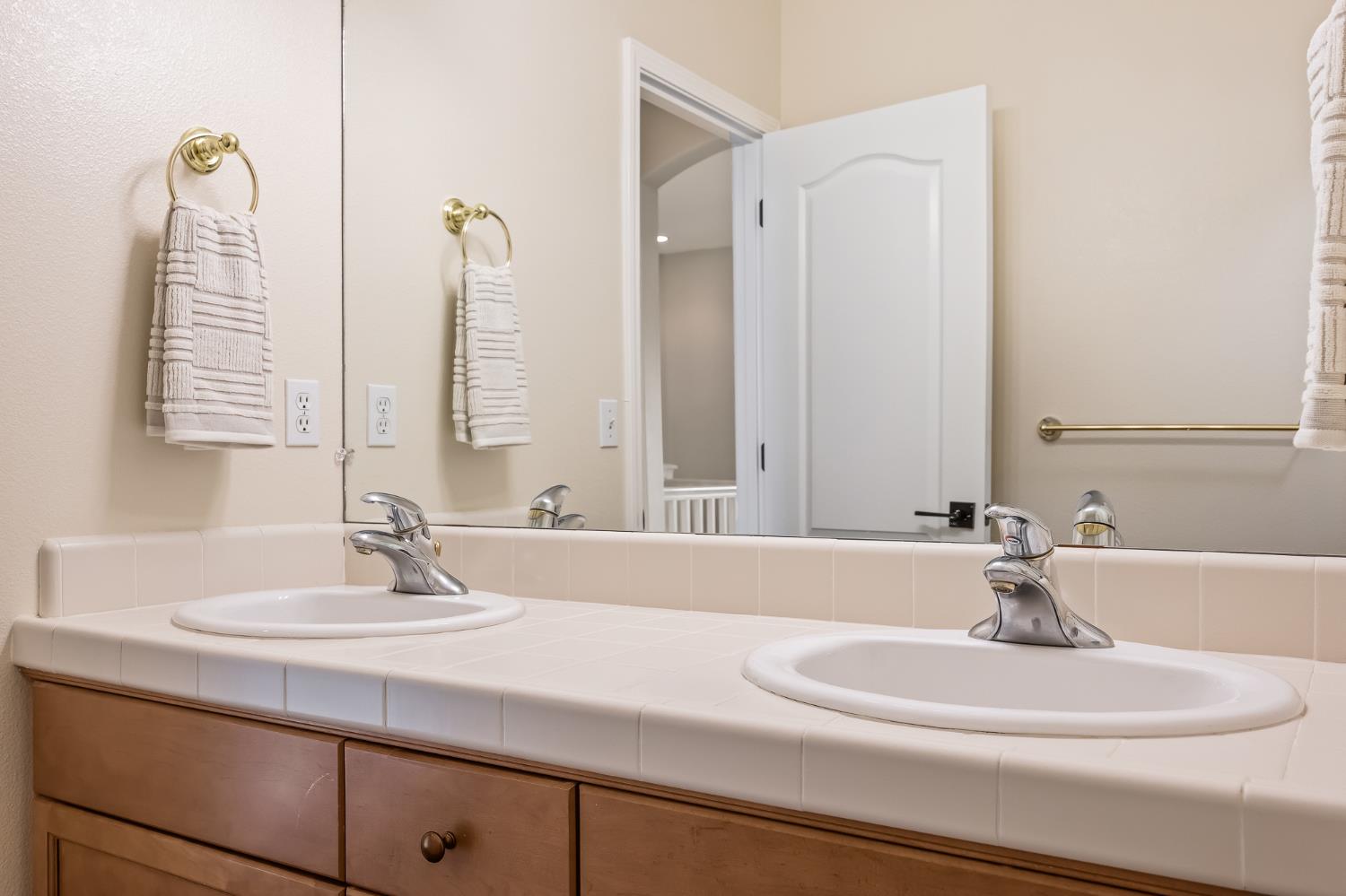 2658 Purvis Ave, Clovis, CA 93611
