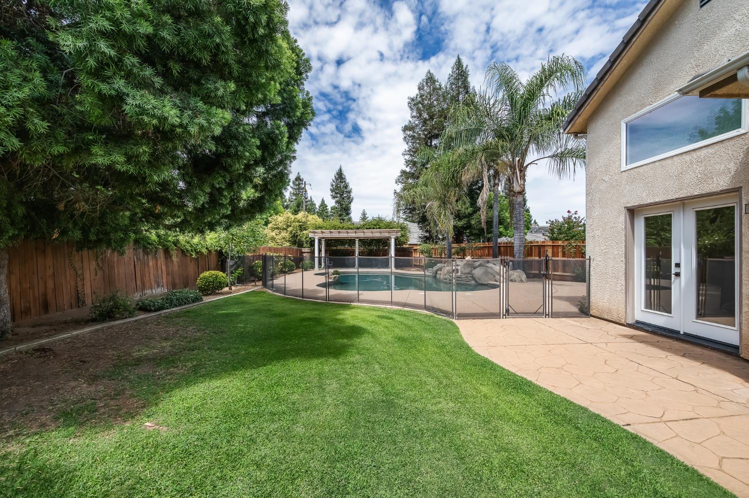 2658 Purvis Ave, Clovis, CA 93611