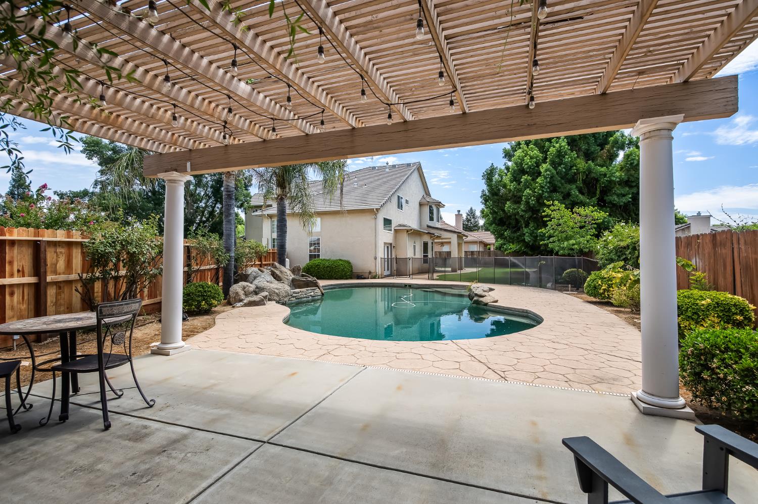 2658 Purvis Ave, Clovis, CA 93611