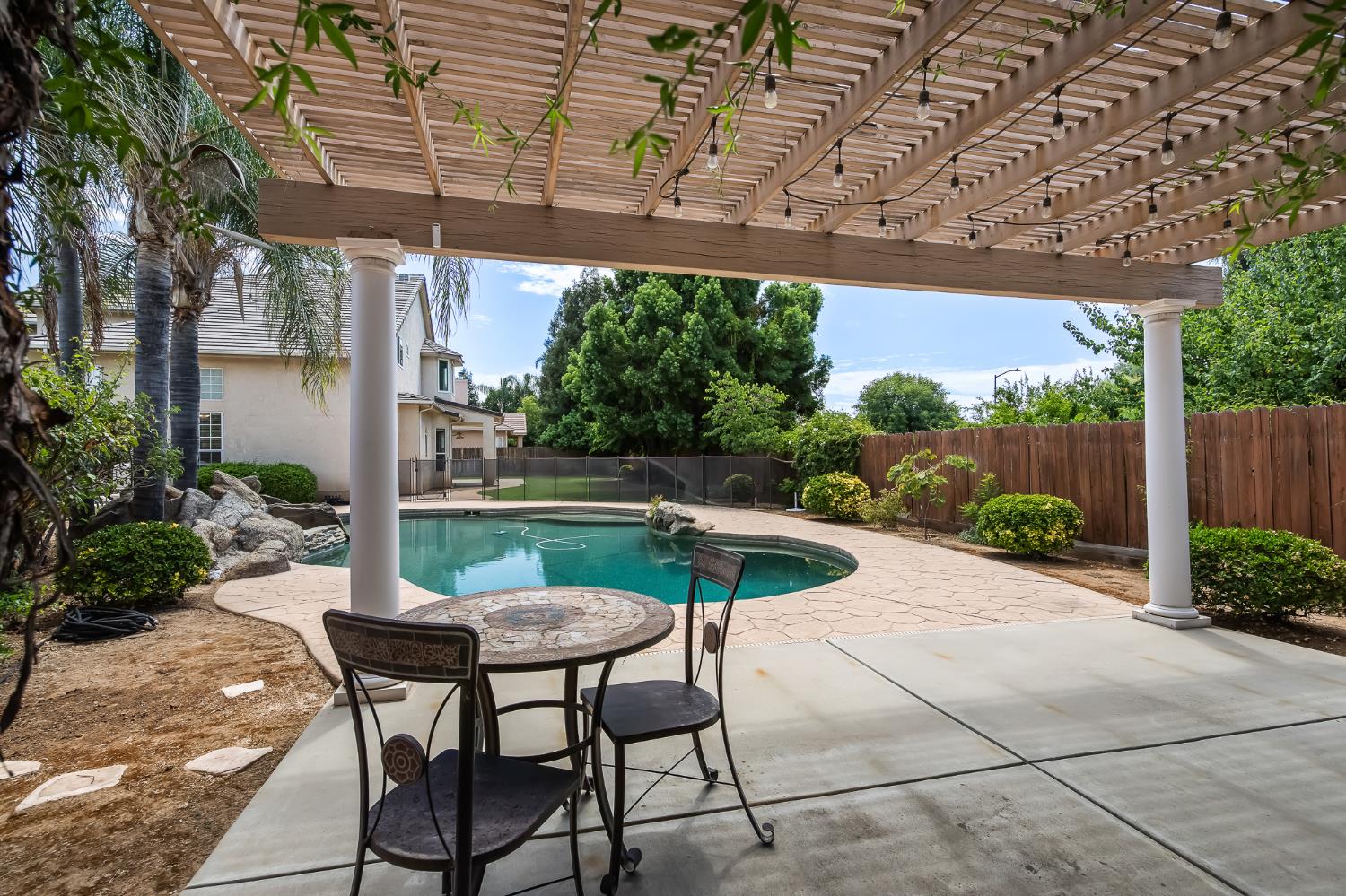 2658 Purvis Ave, Clovis, CA 93611
