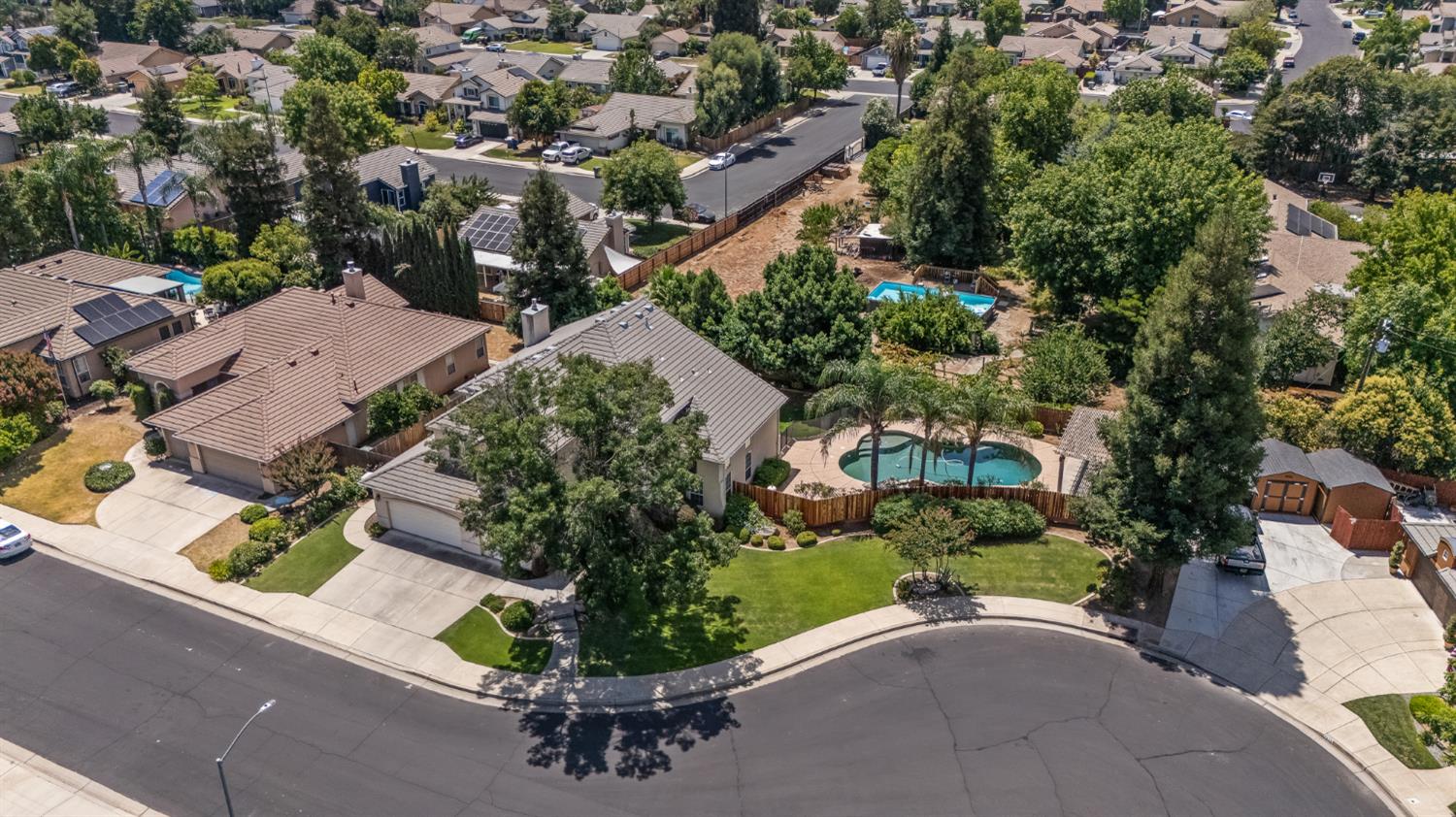 2658 Purvis Ave, Clovis, CA 93611