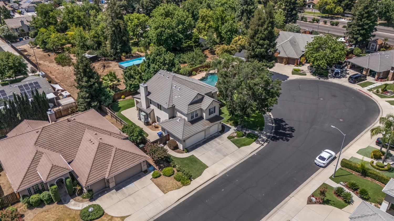 2658 Purvis Ave, Clovis, CA 93611
