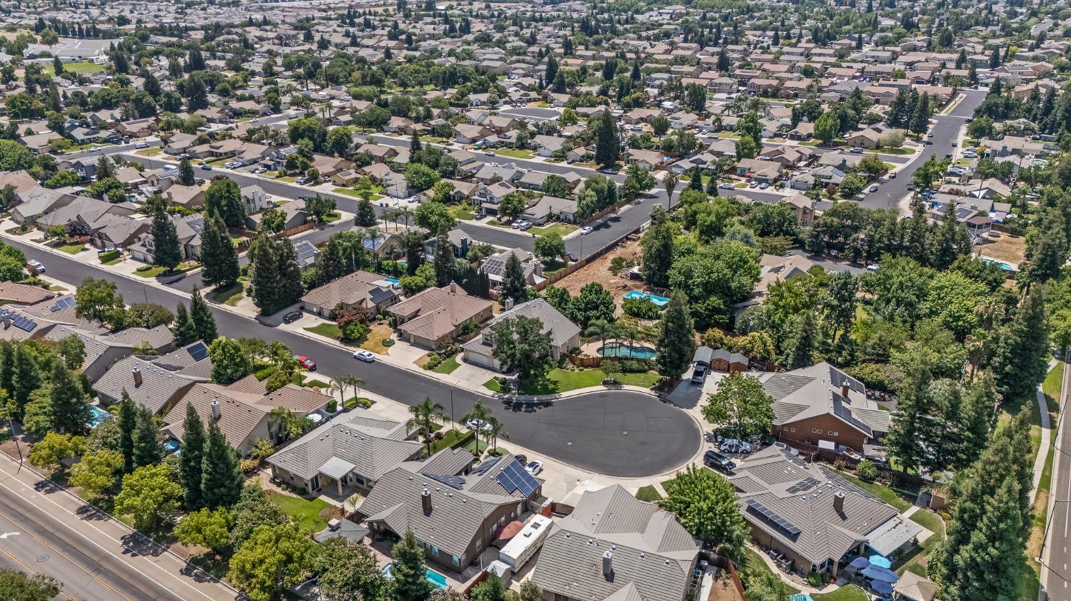 2658 Purvis Ave, Clovis, CA 93611