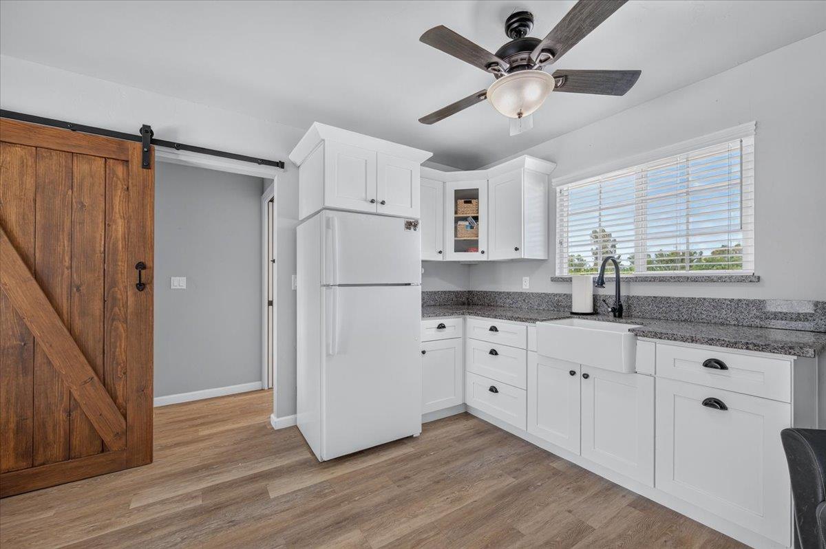 16935 Karen Rd, Madera, CA 93636