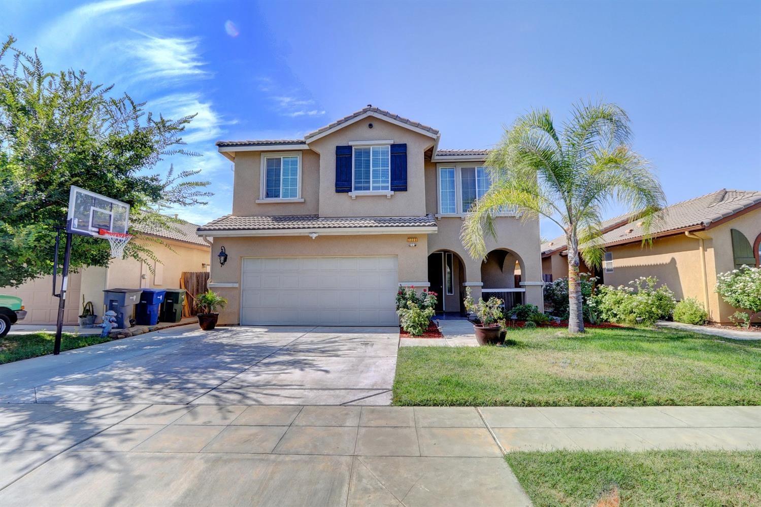7223 E Dayton Avenue, Fresno, CA 93737