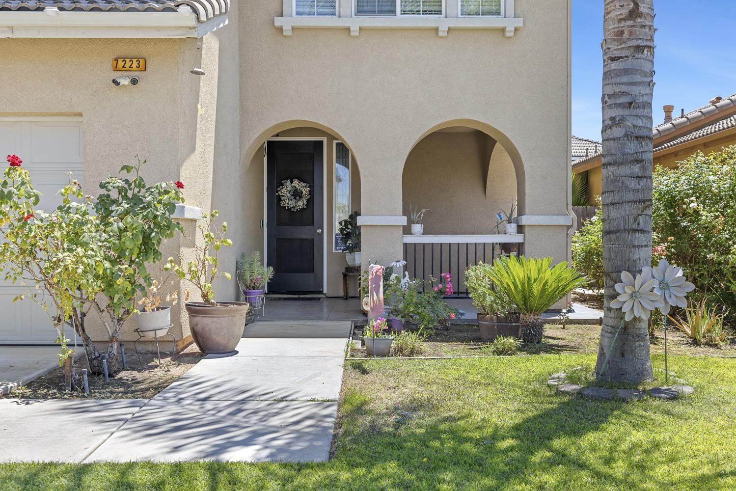 7223 E Dayton Avenue, Fresno, CA 93737