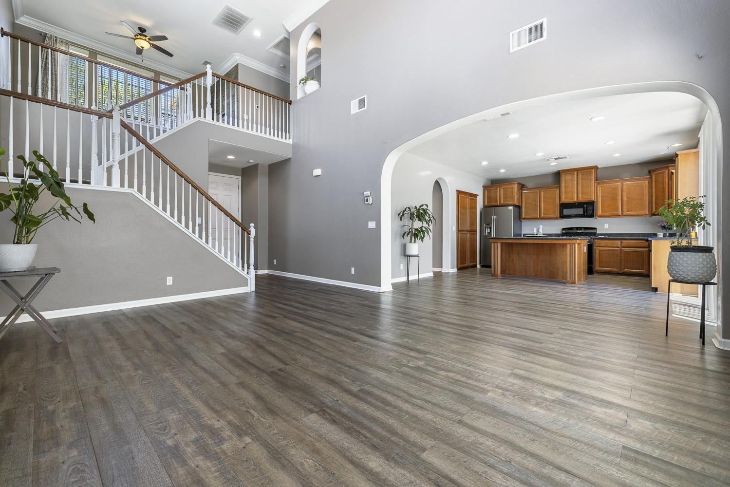 7223 E Dayton Avenue, Fresno, CA 93737