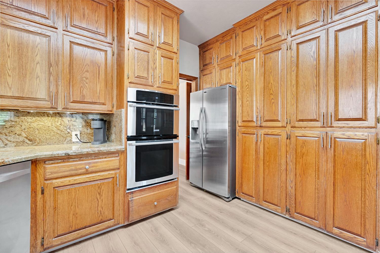 19408 Farallon Rd, Madera, CA 93638