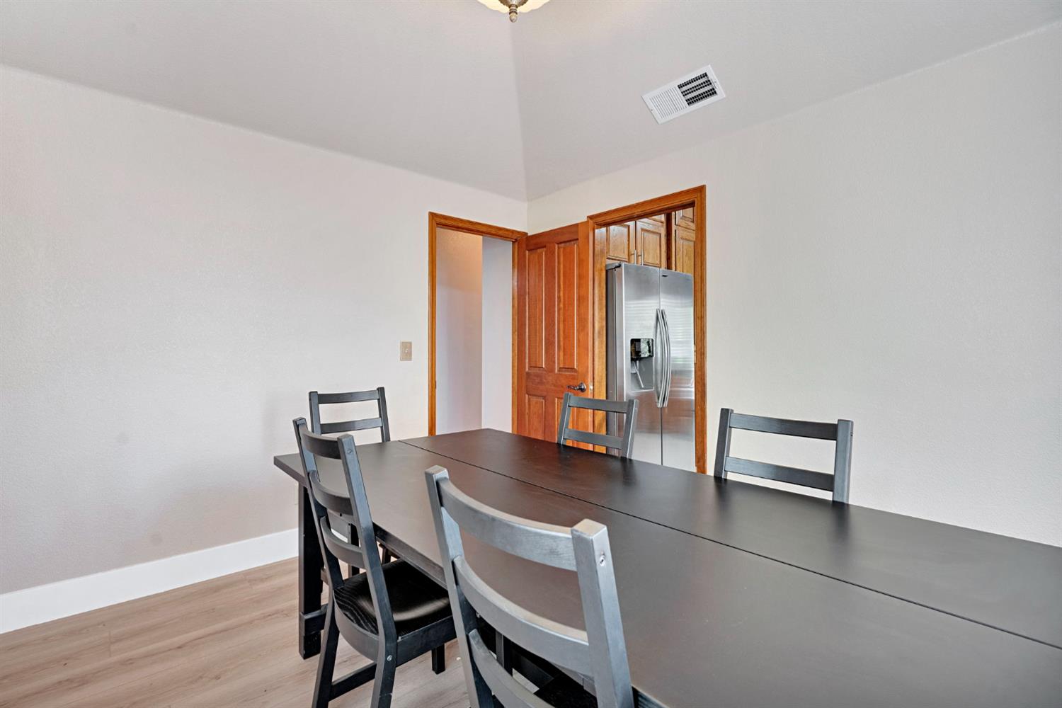 19408 Farallon Rd, Madera, CA 93638
