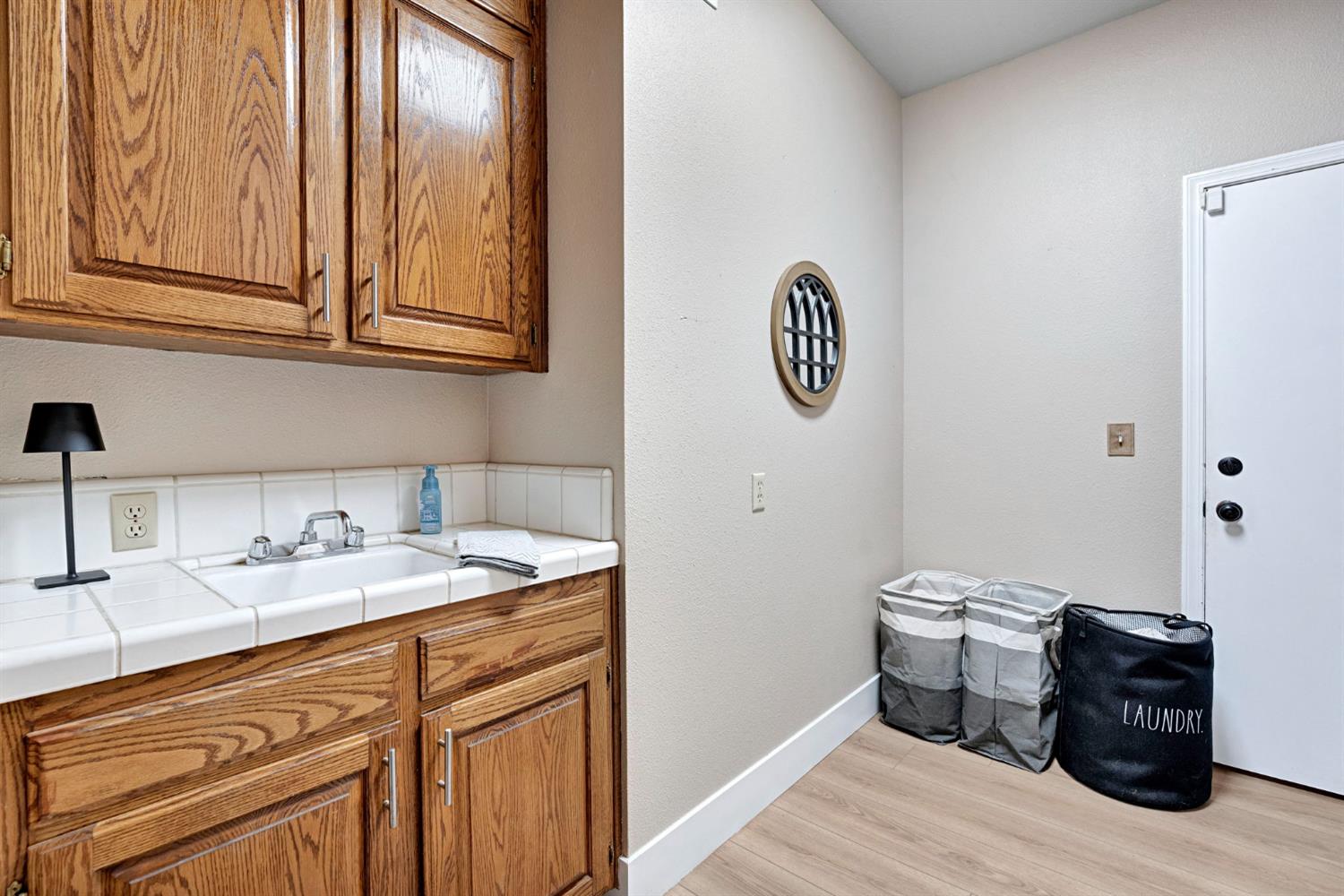 19408 Farallon Rd, Madera, CA 93638