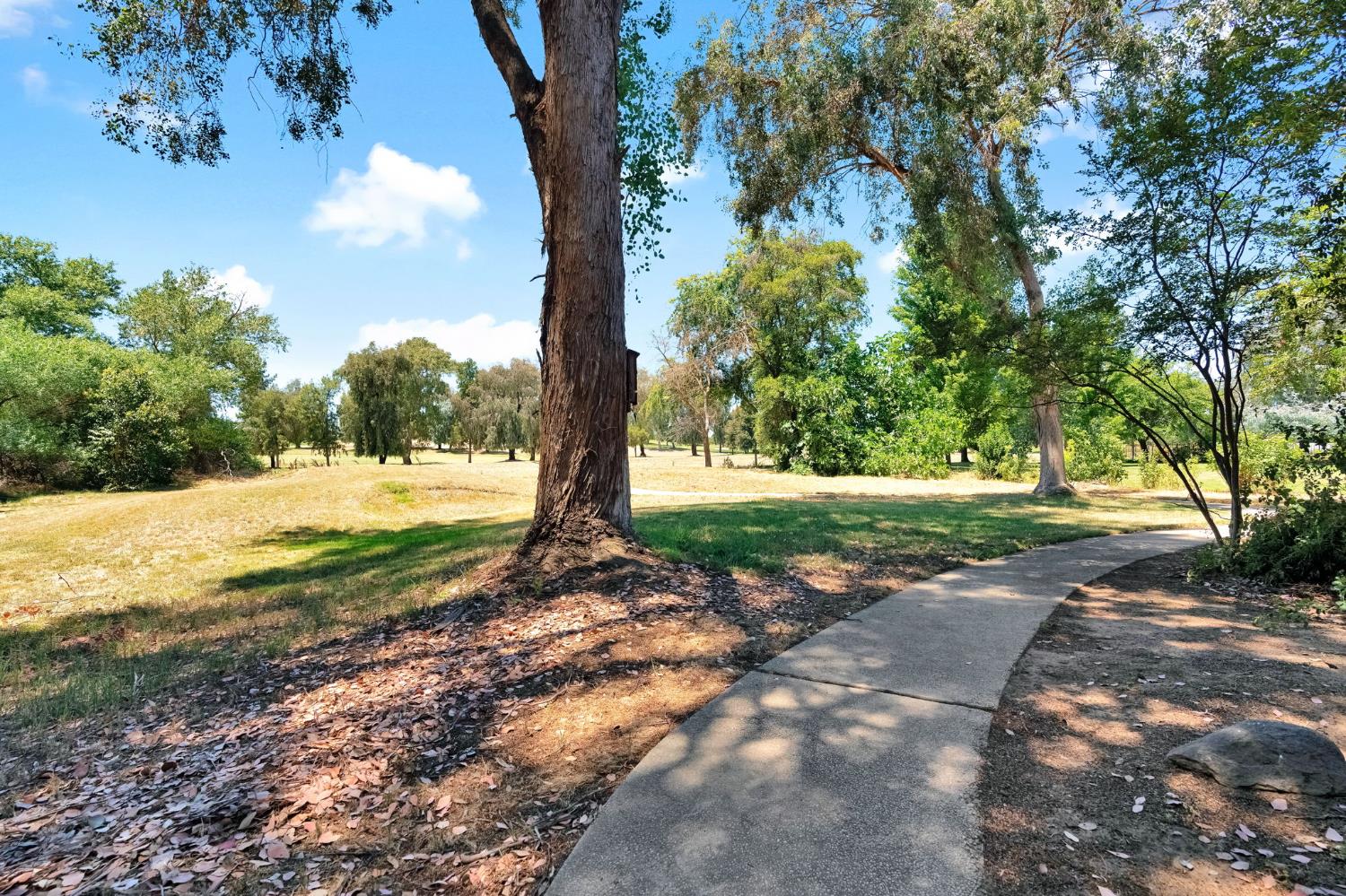 19408 Farallon Rd, Madera, CA 93638