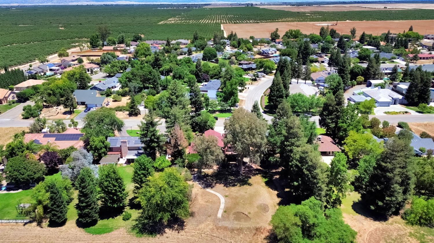 19408 Farallon Rd, Madera, CA 93638