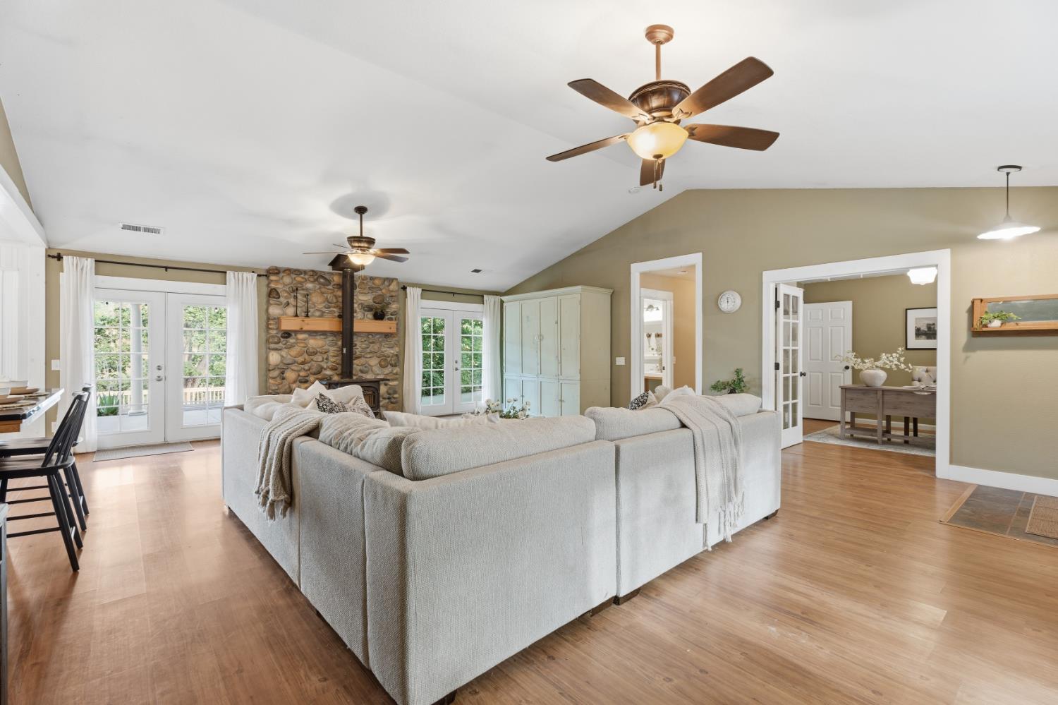 33515 River Knolls Ln, Coarsegold, CA 93614
