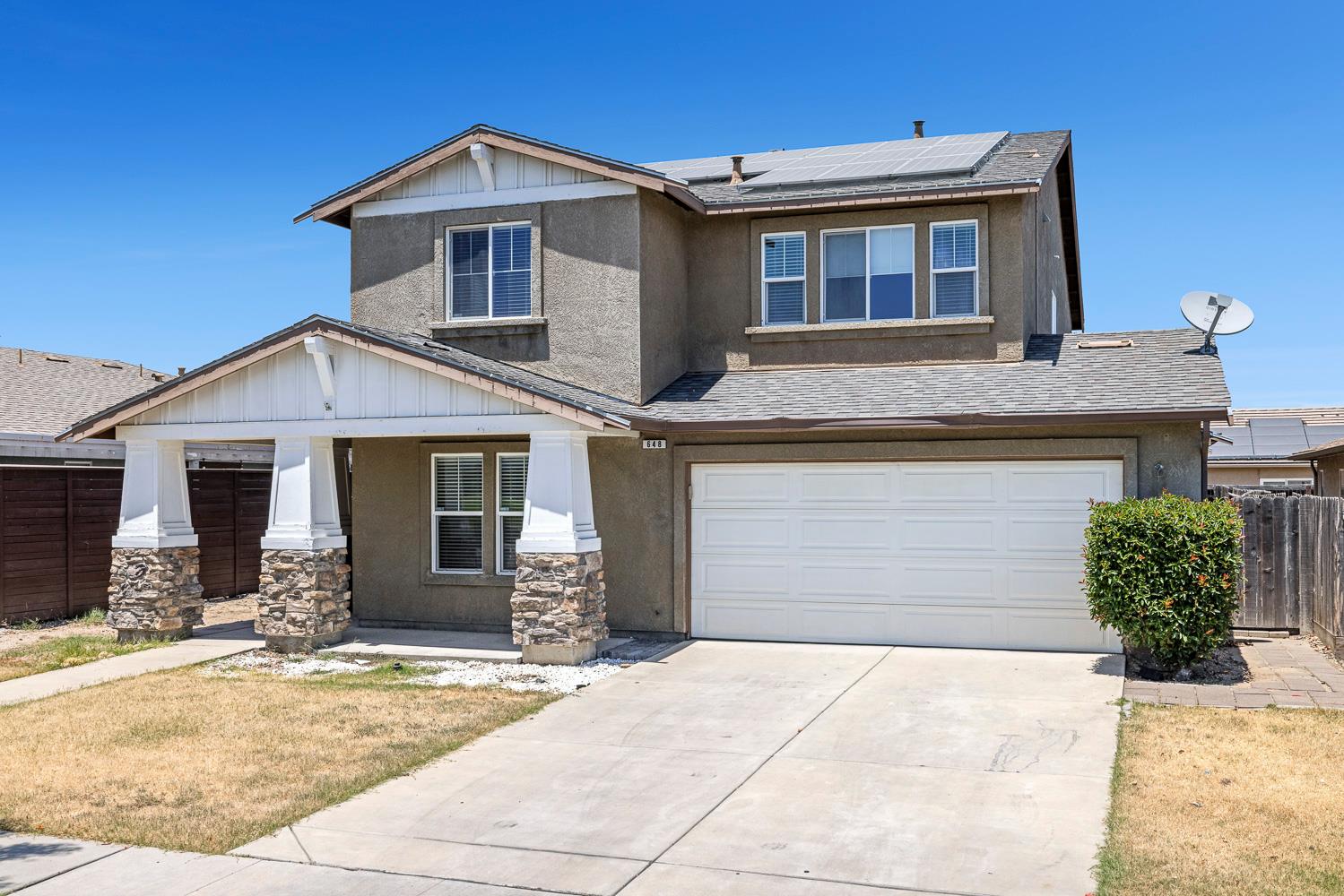 648 11Th St, Sanger, CA 93657
