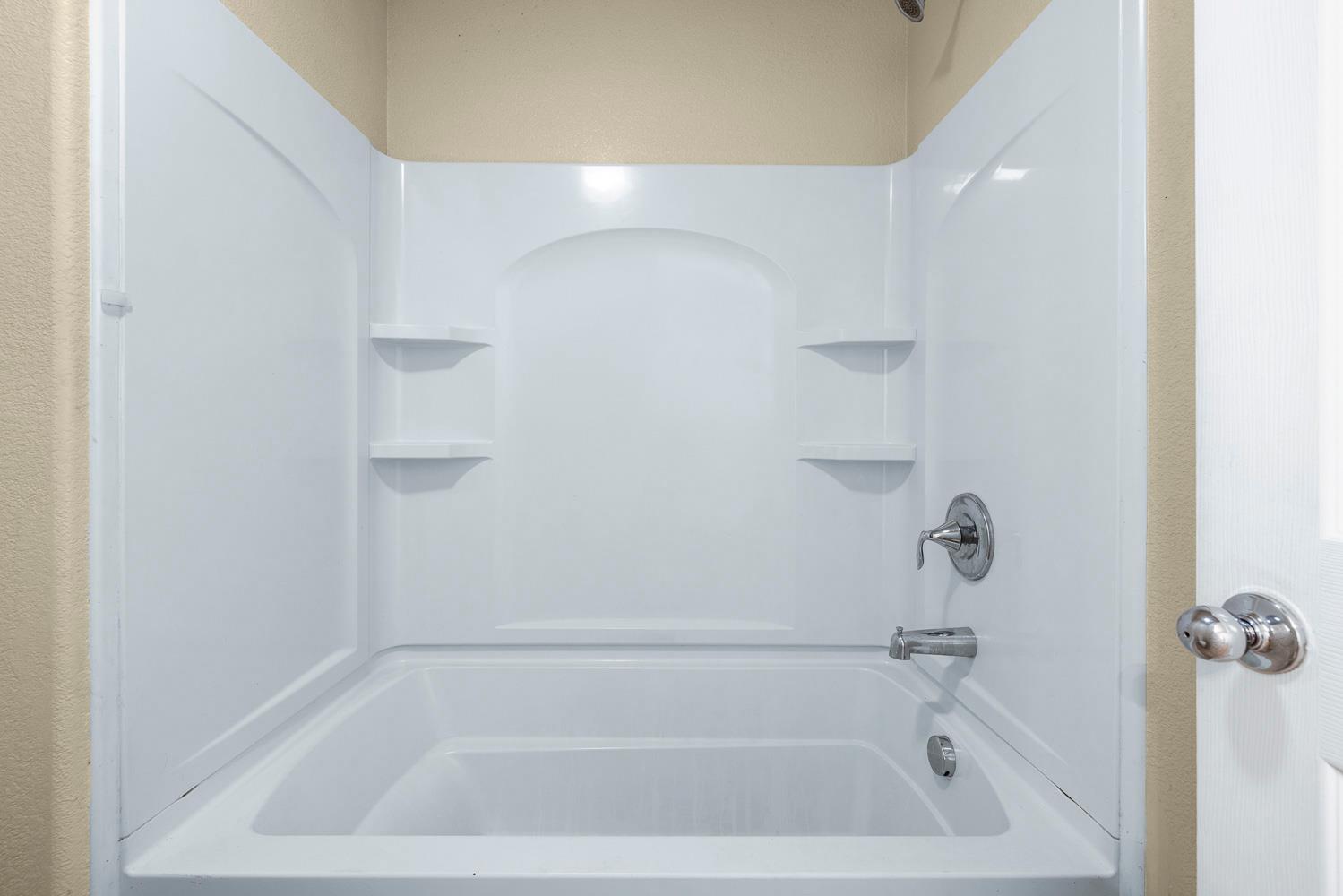 648 11Th St, Sanger, CA 93657