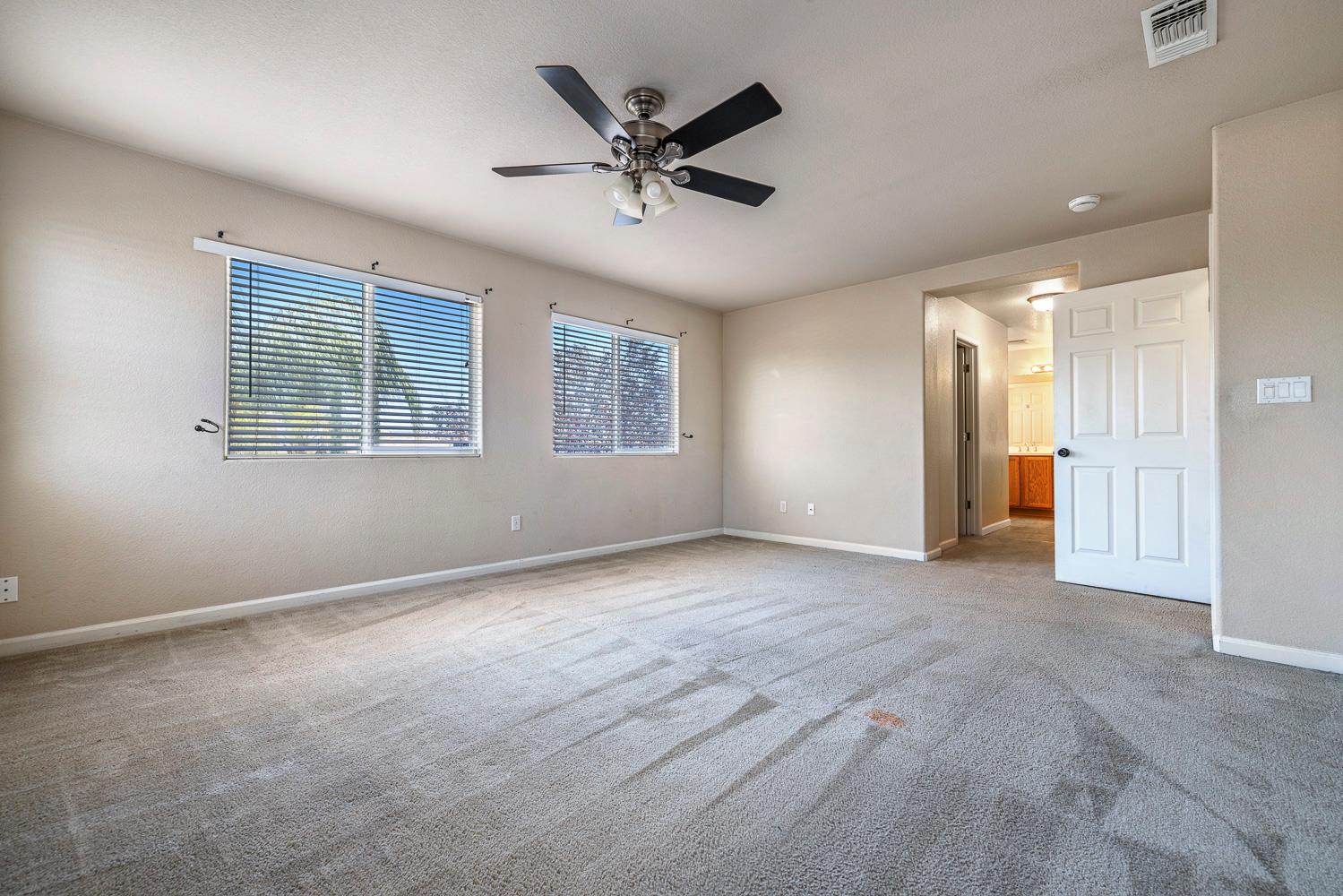 648 11Th St, Sanger, CA 93657