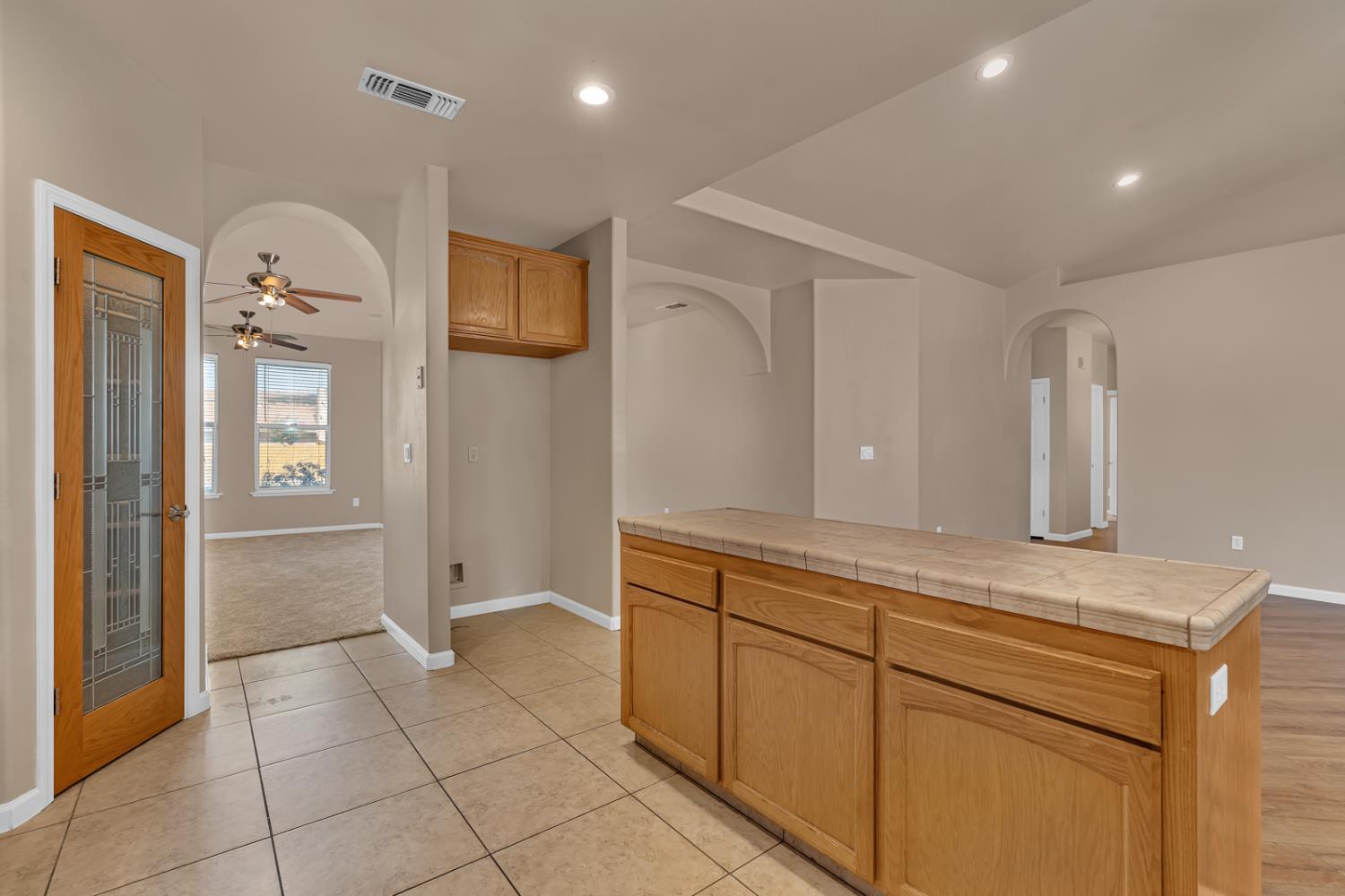 155 N Mckelvy, Clovis, CA 93611