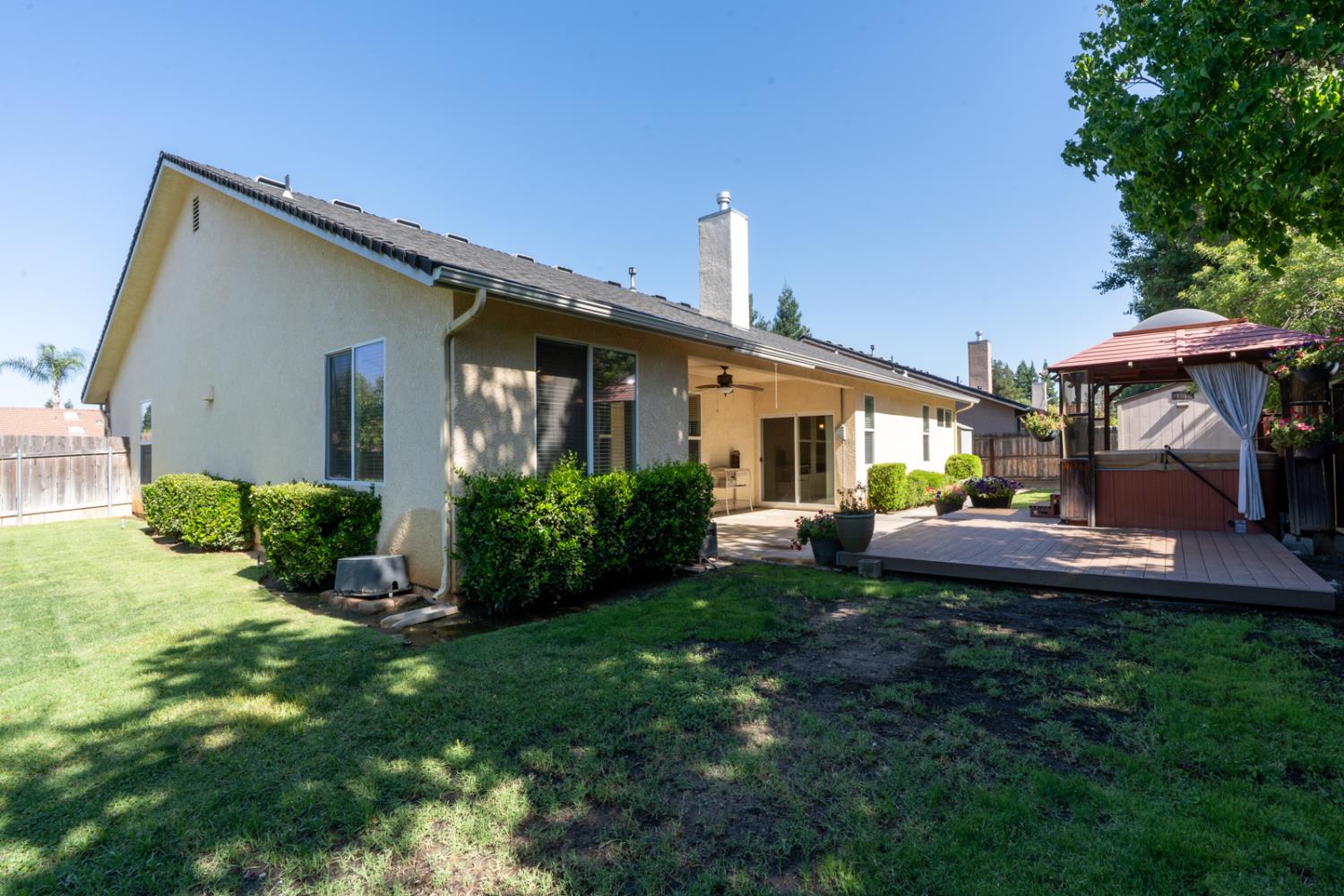 155 N Mckelvy, Clovis, CA 93611