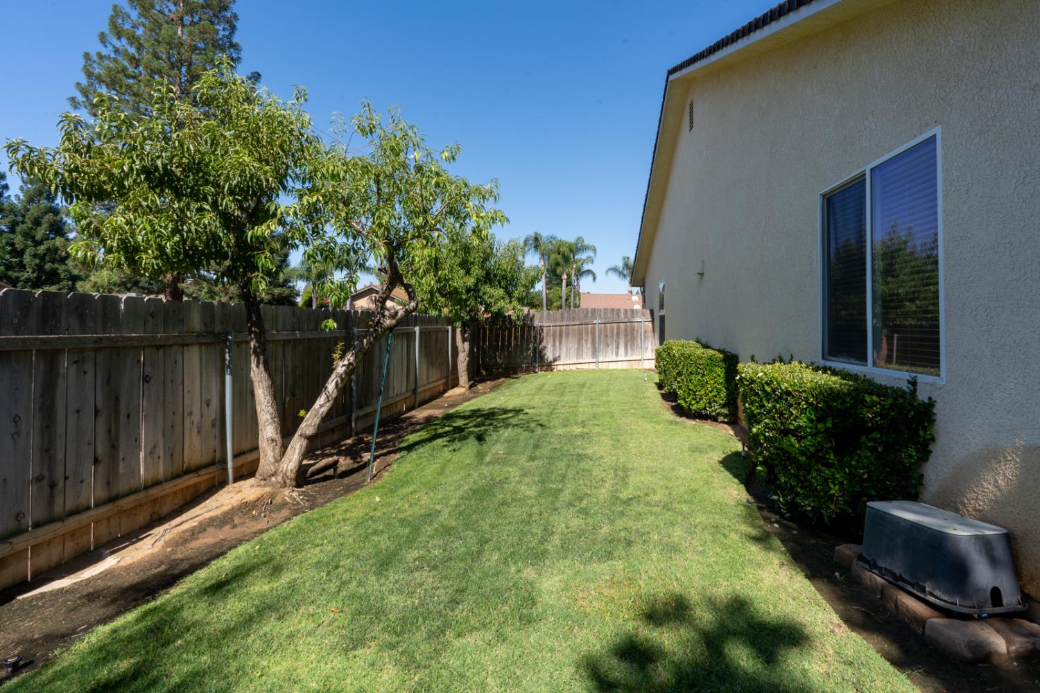 155 N Mckelvy, Clovis, CA 93611