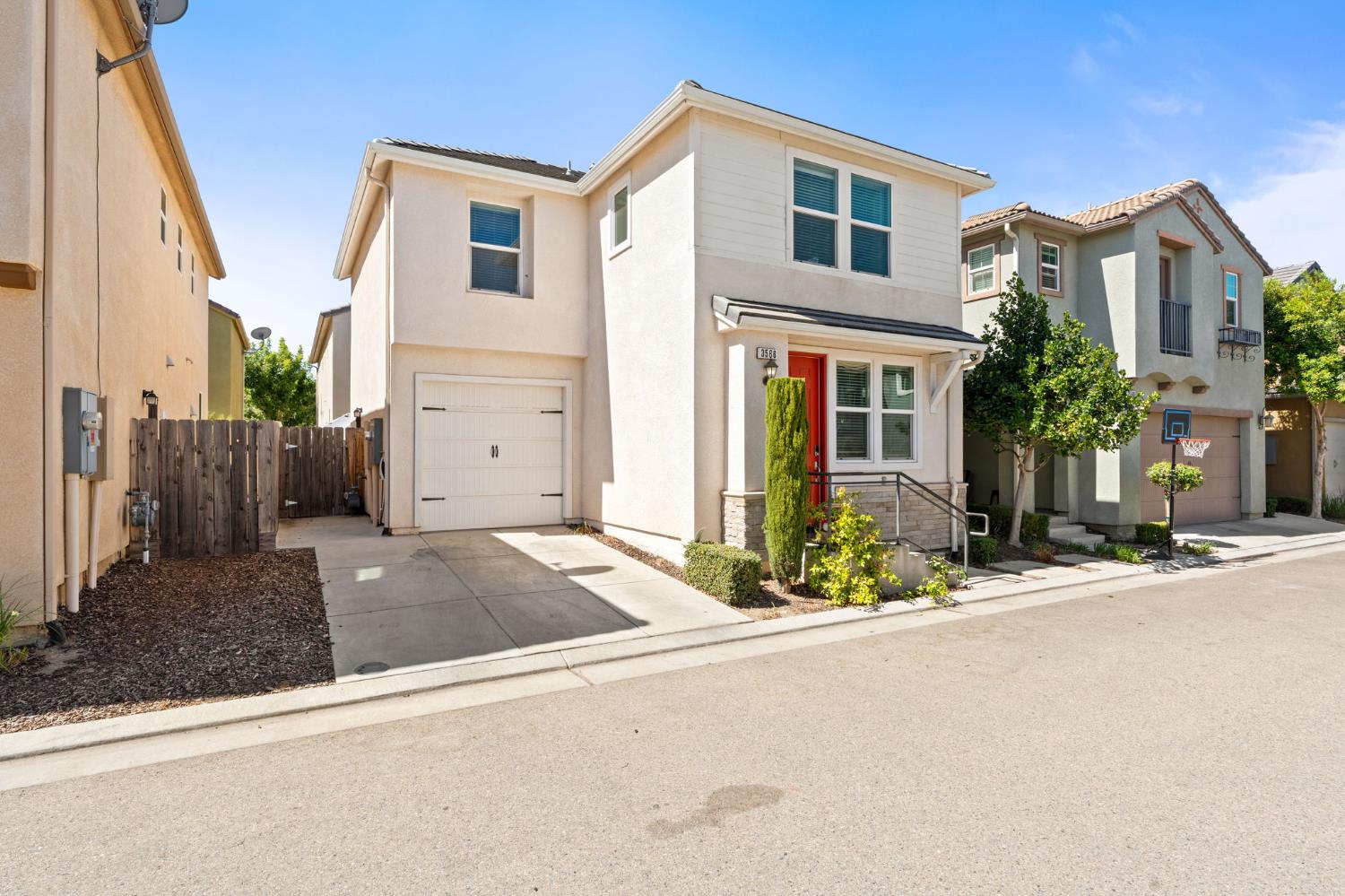 3566 Integrity Way, Clovis, CA 93619