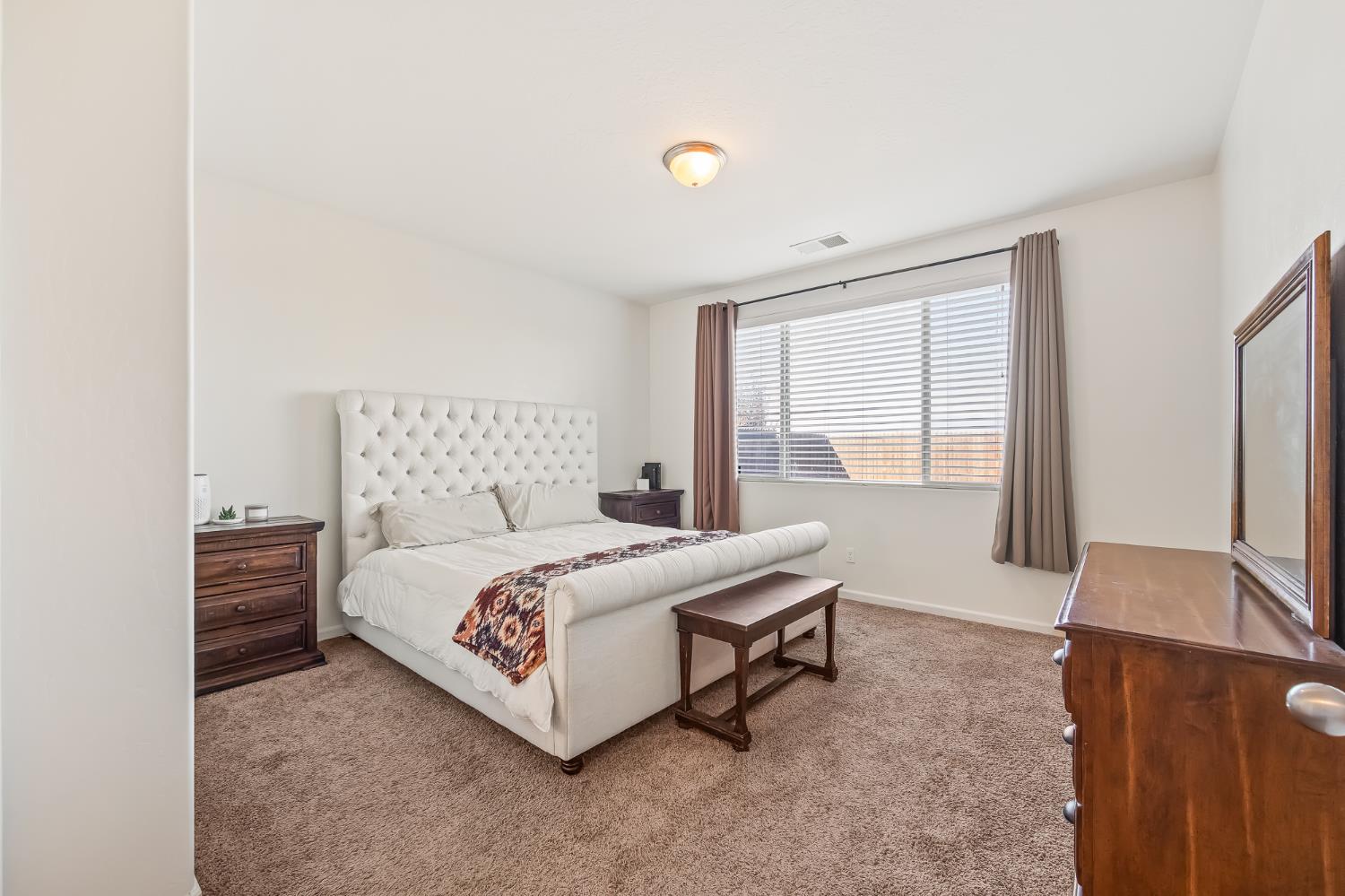 2524 S Grand St, Visalia, CA 93292